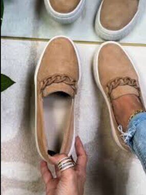 NATURALIZER DAPHNE PLATFORM SNEAKERS (10)